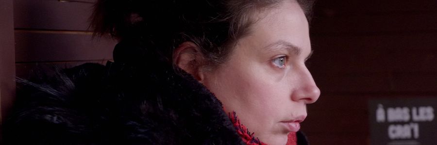 Devant – Contrechamp de la rétention